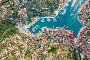 Riva Apartments Villa Thalia - Milna, Brač